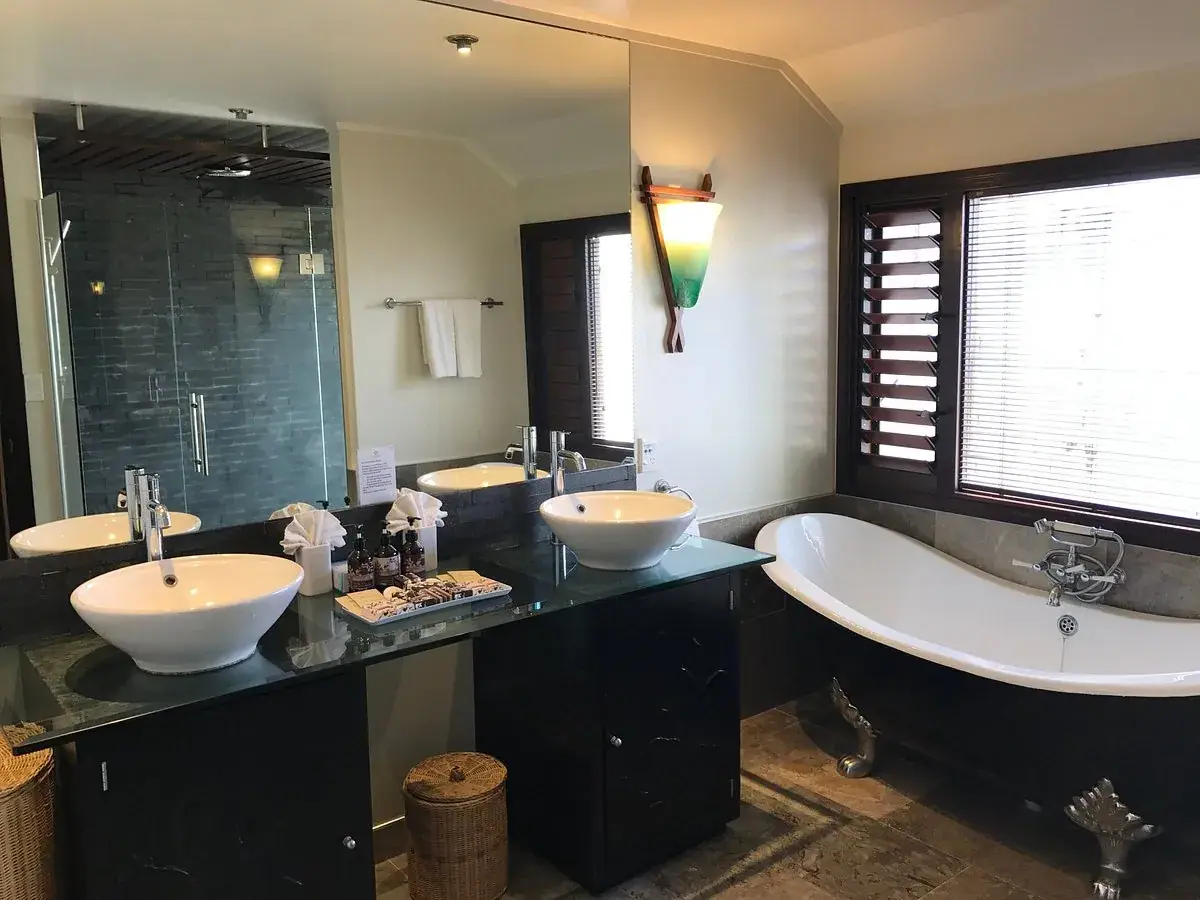 Crown Beach Resort & Spa photo 7