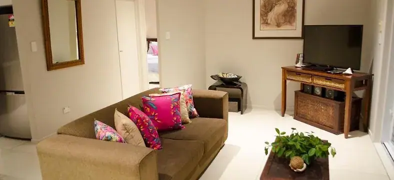 Avana Waterfront Apartments photo 2