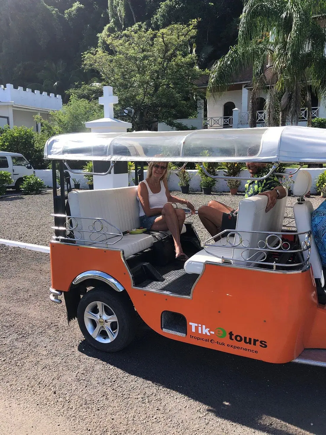 Island Tours with Tik-e Tours photo 3