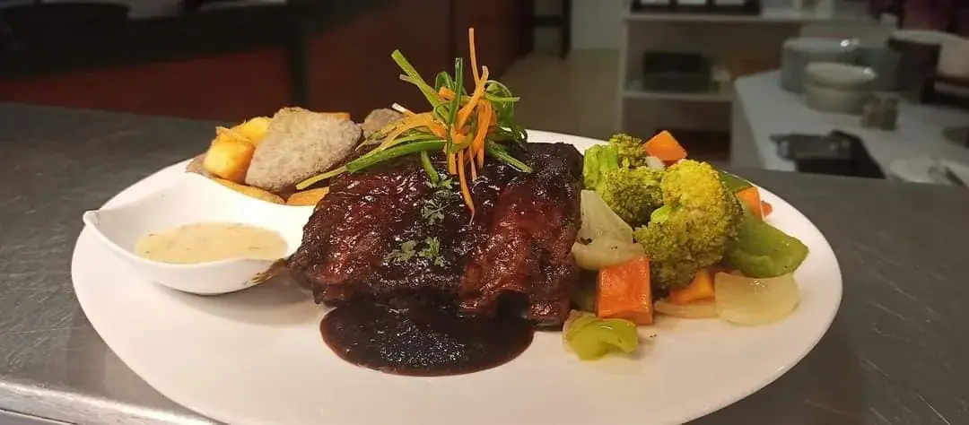 Moana Restaurant & Bar at Moana Sands Beachfront Hotel photo 8