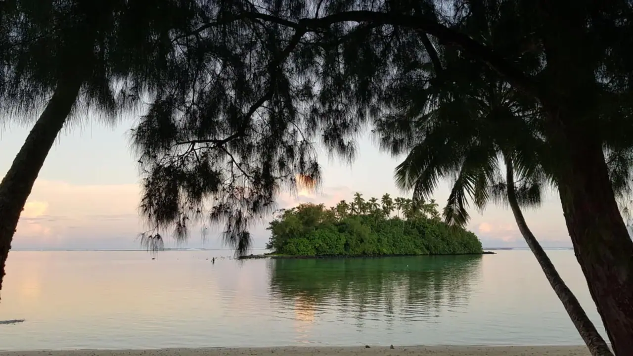 Muri Lagoon Beachfront Villa photo 7