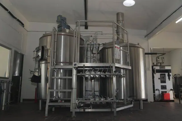 Rarotonga Brewery photo 3
