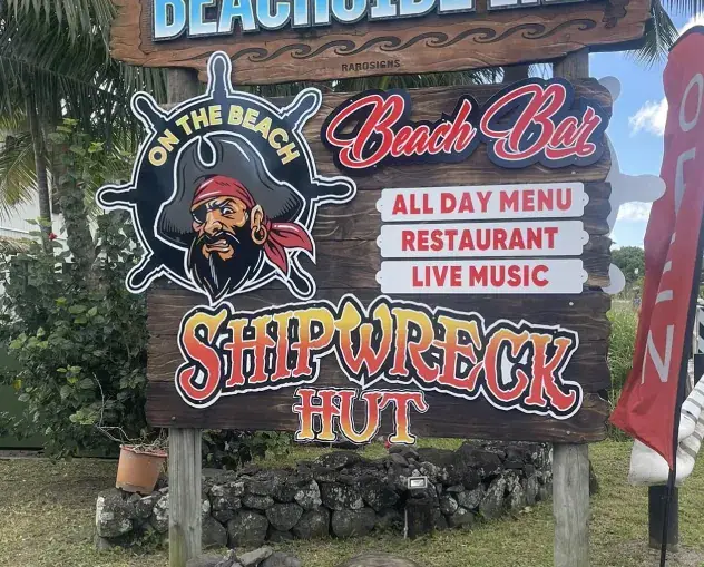 Shipwreck Hut Bar & Restaurant
