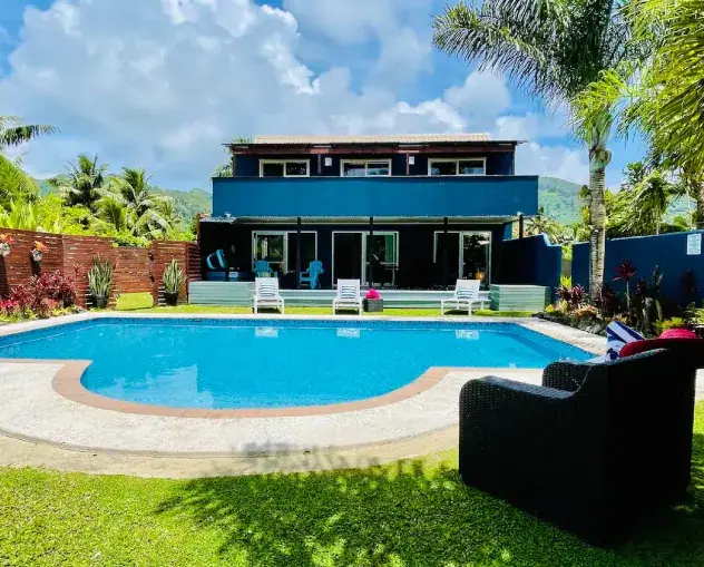 Taakoka Muri Beach Villas