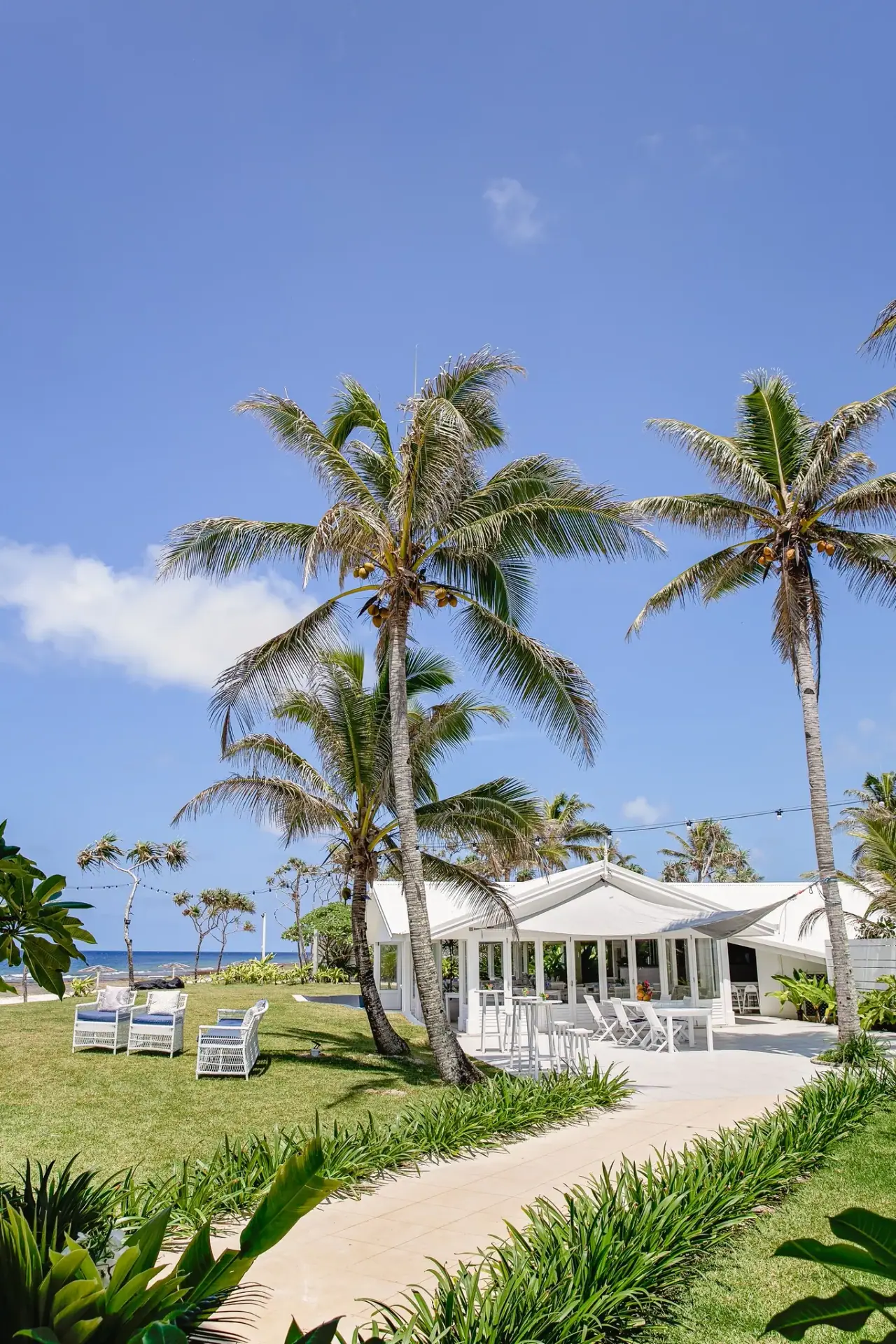 Tamanu Beachfront Restaurant photo 9