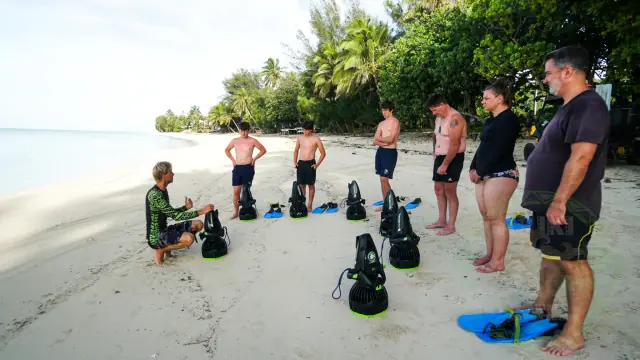 Turtle Sea Scooter Safari with Ariki Adventures photo 5